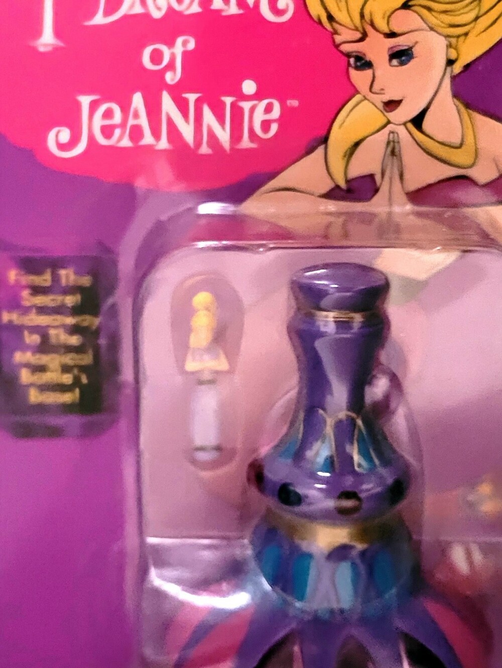1996 Vintage Trendmasters - 'I Dream Of Jeannie' Purple Locket Mini Figure - NOS